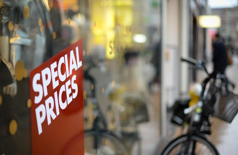 Calculer un prix après une remise de 30 %